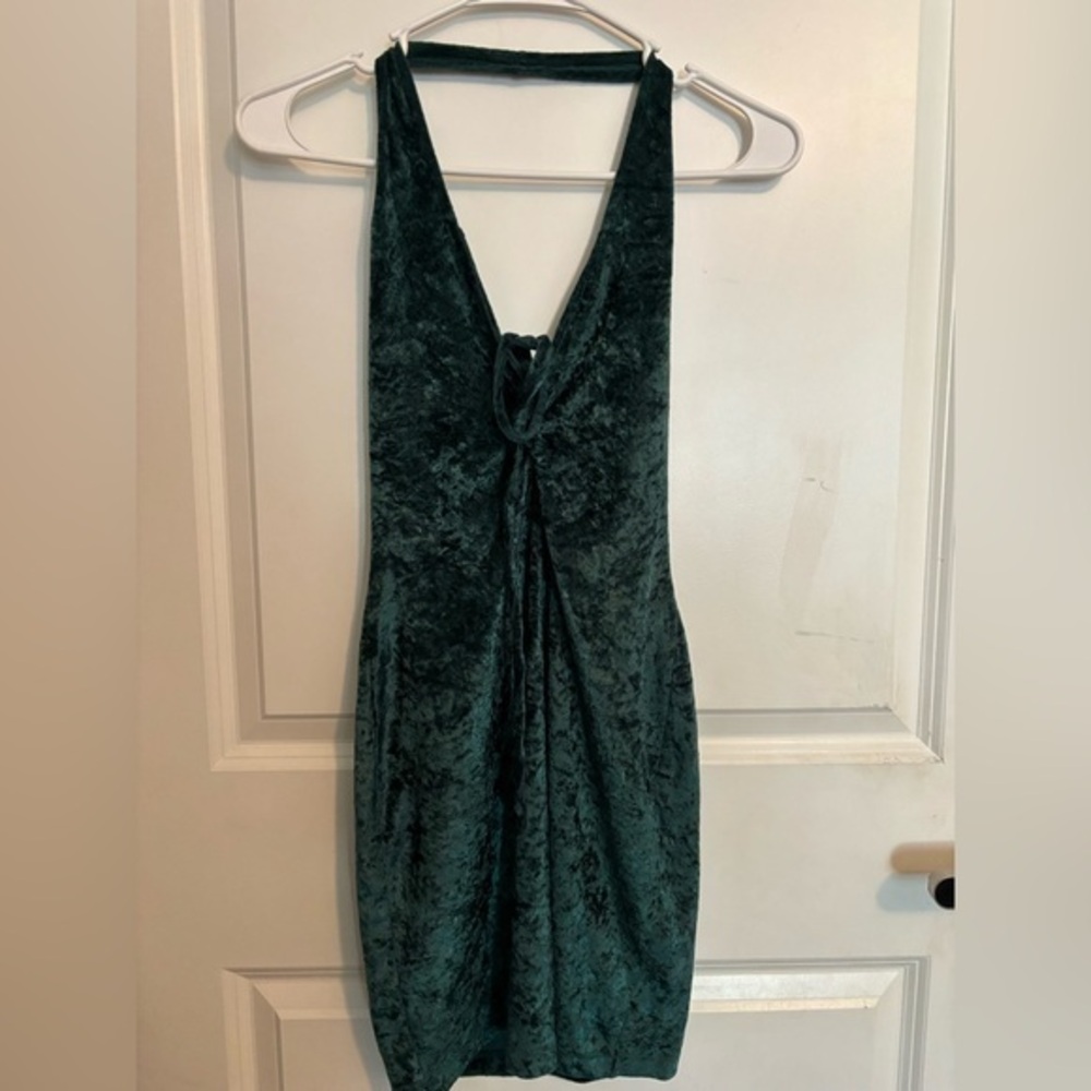 VINTAGE Frederick’s of Hollywood Emerald green velour nightgown size S/M